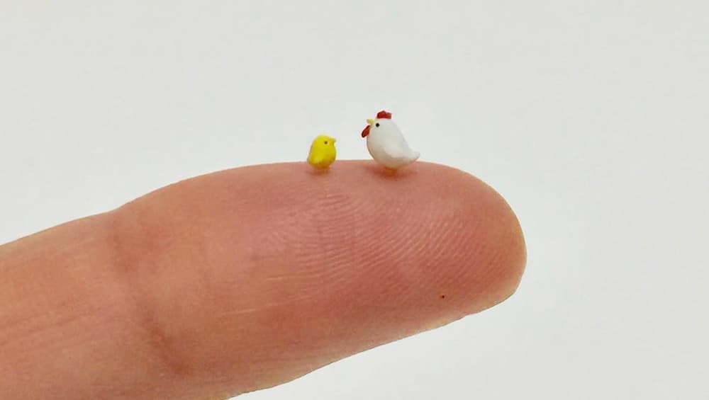Adorable duo that can fit inside a thimble Adorable duo that can fit inside a thimble