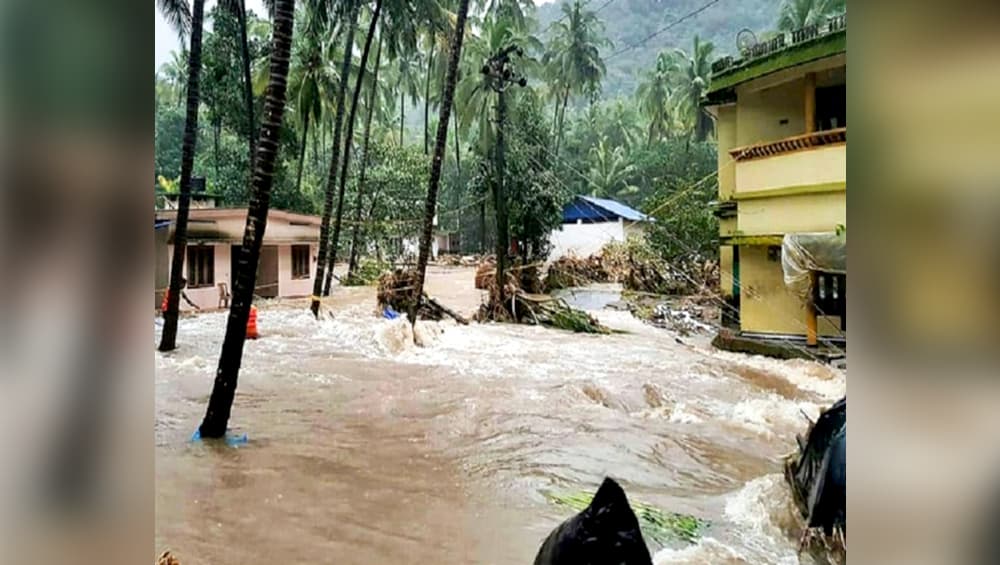Houses flooded by heavy rains in Kerala Houses flooded by heavy rains in Kerala