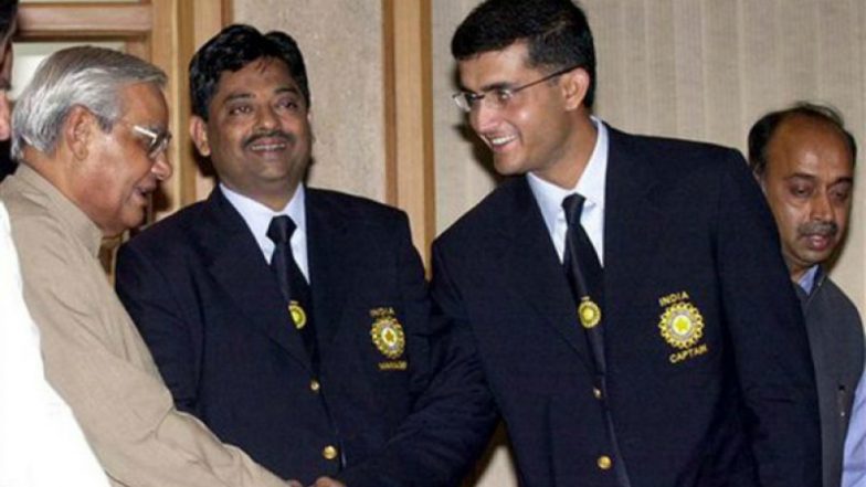 Atal Bihari Vajpayee Dies at 93: When Former PM Presented Team India a Bat With a Special Message