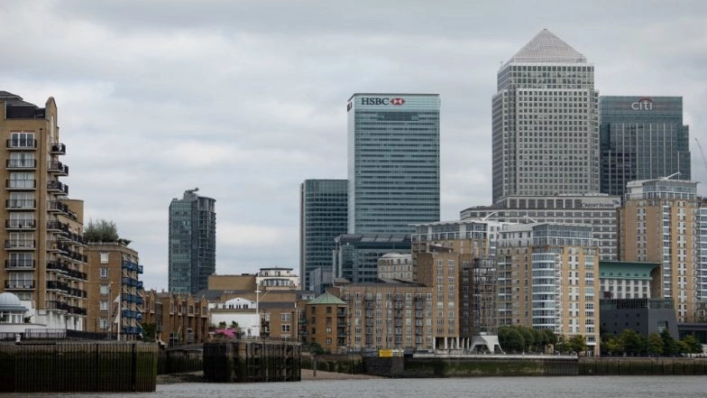 London: 'Suspicious Package' Found in Canary Wharf, Emergency Evacuation Ordered
