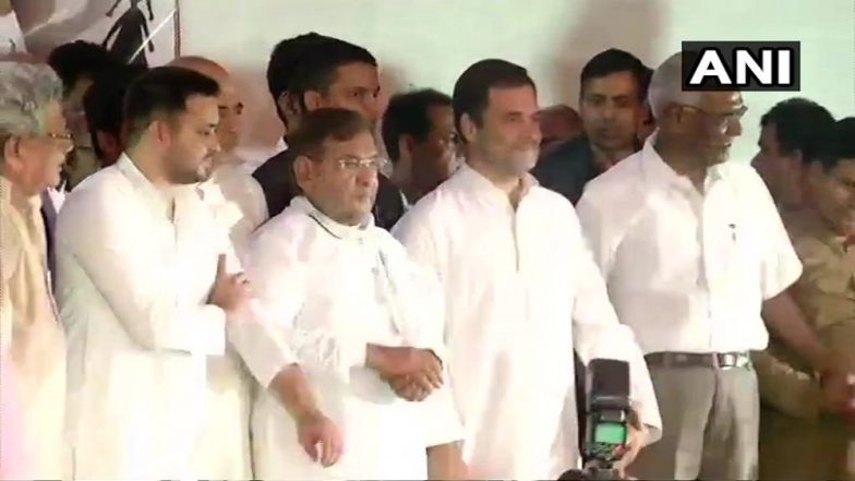 Muzaffarpur Shelter Home Rape Case: Congress President Rahul Gandhi Joins Protest Led By RJD; Demands Immediate Action Against Culprits