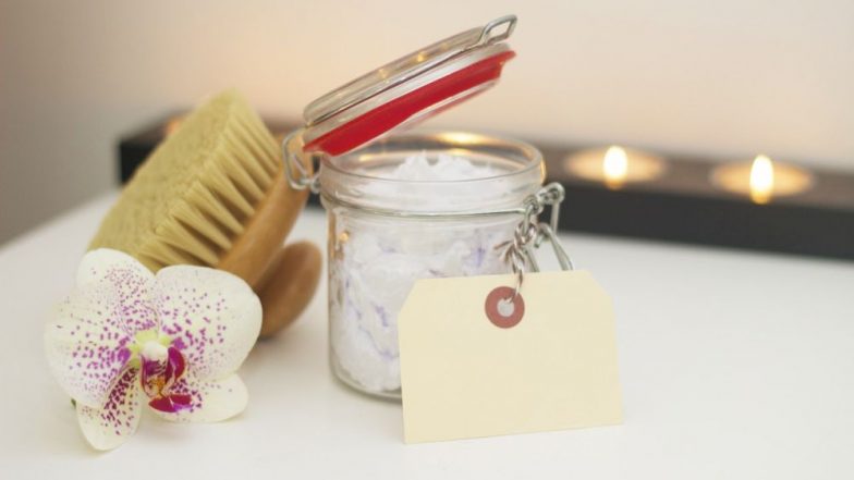 Epsom Salt Bath: 8 Benefits of Having a Detoxing Bath This Monsoon