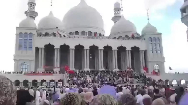 Thousands of Muslims In China Have Gathered To Prevent Authorities from Demolishing a Mosque