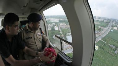 Kanwar Yatra: Rs 14 Lakh Spent by Uttar Pradesh Govt on Chopper Which Showered Rose Petals on Pilgrims