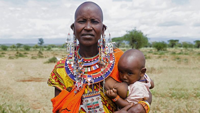 Breastfeeding Awareness Month 2018: Beautiful Pictures of Breastfeeding Mothers Across The World Celebrates The Universality of Motherhood