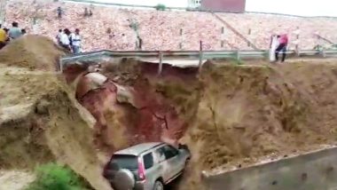 Uttar Pradesh Rains: Portion of Service Road on Agra-Lucknow Expressway Caves in, SUV Gets Stuck in Trough