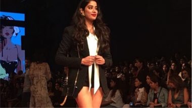 Lakme Fashion Week Winter/Festive 2018 Day 4 Pics: Janhvi Kapoor Looks Smoking Hot in a Semi-Formal Avatar