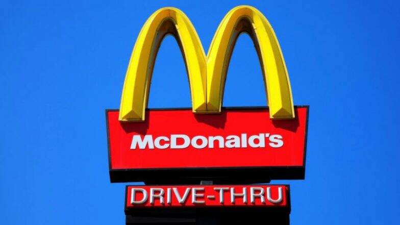 McDonald’s Fires Employee Who Used Racial Slur Repeatedly at a Black Customer in Florida; Video Goes Viral McDonald’s Fires Employee Who Used Racial Slur Repeatedly at a Black Customer in Florida; Video Goes Viral