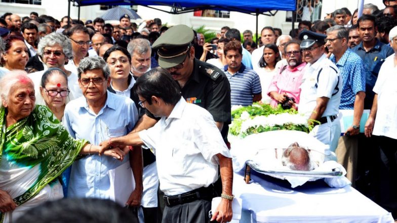 Somnath Chatterjee’s Family Rejects CPI-M Request to Drape Body With Red Flag