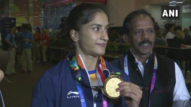 Asian Games 2018 Day 2 Video Highlights: Vinesh Phogat&rsquo;s Gold, Deepak Kumar and Lakshay Sheoran&rsquo;s Silver Dominate Headlines for India