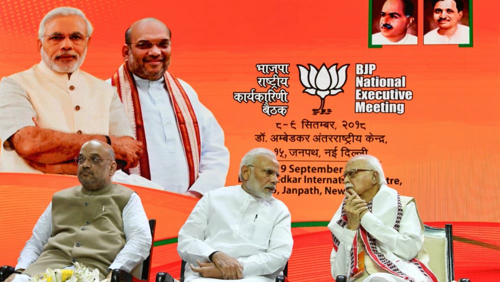 Lal Krishna Advani 92nd Birthday: PM Narendra Modi Hails the Senior Leader for His Role in Making BJP ‘Dominant Pole’ in Indian Politics Lal Krishna Advani 92nd Birthday: PM Narendra Modi Hails the Senior Leader for His Role in Making BJP ‘Dominant Pole’ in Indian Politics