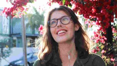 Popular YouTuber Claire Wineland Aged 21 Dies a Week After Lung Transplant