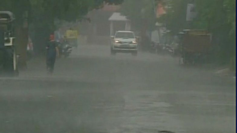 IMD Forecasts: Rain, Thundershower Likely in Delhi Today