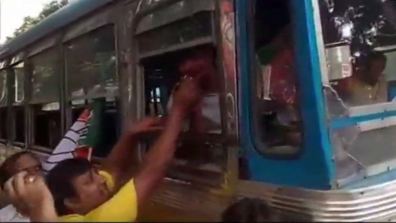 Bharat Bandh Today: BJP Workers Distribute Sweets Among Shopkeepers, Drivers in West Bengal Who Worked Despite Protest