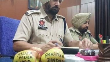 Apples With 'Pakistan Zindabad' & Anti-National Slogans Found From Kotkapura Of Punjab's Faridkot, Police Registers Case: Watch Video