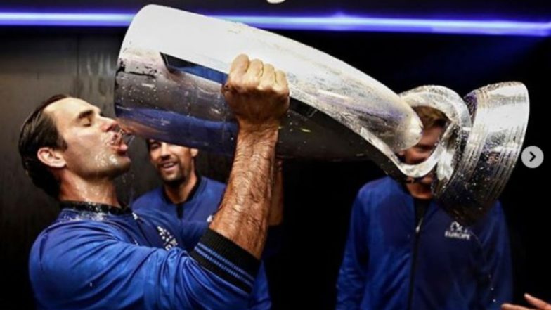 Roger Federer Turns Coach, Shows Off Trophy at Laver Cup 2018, Watch Videos of His Animated Victory Celebration