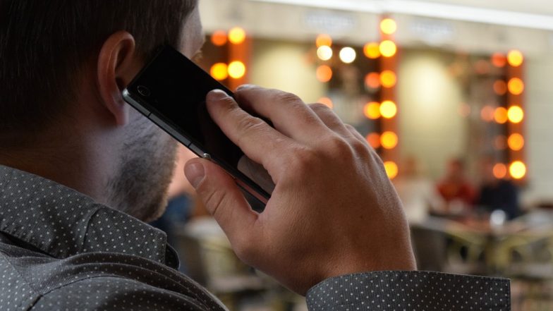 TRAI Will Penalise Telecom Operators Upto 5 Lakhs for Call Drops and Disturbance During the Calls From October 1