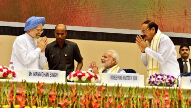 Manmohan Singh Shares Stage With Narendra Modi, Says 'Abhi Ishq Ke Imtehan Aur Bhi Hain'