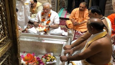 PM Modi Celebrates Birthday With Schoolchildren in Varanasi, Offers Prayers at Kashi Vishwanath Temple