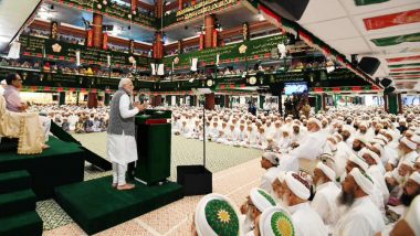 Narendra Modi Attends 'Ashara Mubaraka' Event Organised by Dawoodi Bohra Community at Saifee Mosque in Indore