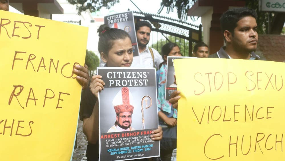 Kerala Nun Rape Case: Complainant Alleges Mental Harassment, Says Franco Mulakkal And His Men Are Using Social Media to Defame Her Kerala Nun Rape Case: Complainant Alleges Mental Harassment, Says Franco Mulakkal And His Men Are Using Social Media to Defame Her