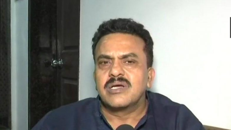 Mumbai: Sanjay Nirupam Interrupted from Speaking During Anti-CAA Protest