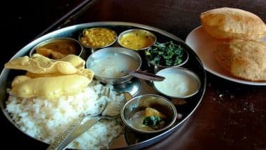 'Yogi' Thali at Rs.10 in Allahabad, Launched by Mayor Abhilasha Gupta