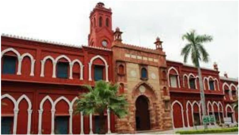 781px x 441px - Aligarh Muslim University Bans Slippers And Shorts Outside Men's Hostel  Room, Kurta-Pyjama & Black Sherwani Made Compulsory in New Dressing  Advisory | ðŸ“° LatestLY