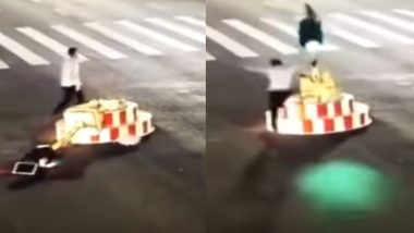 China: Man Breaks the Traffic Lights in a Fit of Rage after Waiting for Too Long (Watch Video)
