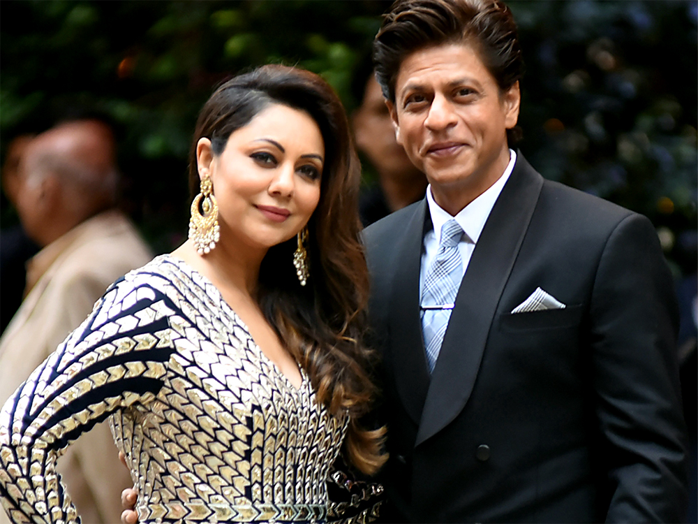 Shah Rukh Khan Gauri Khan Wedding Anniversary Pictures Of This Gorgeous Couple That Make