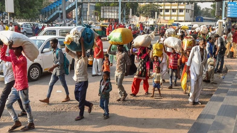 Gujarat Migrants' Exodus: BJP Youth Leader Booked For Spreading Hate Messages Against UP, Bihar Workers
