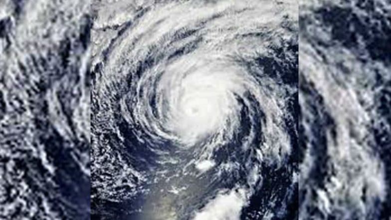 Cyclone Kenneth Smashes into Mozambique, Kills 1 Cyclone Kenneth Smashes into Mozambique, Kills 1