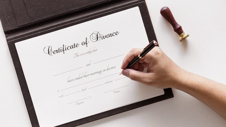 Google Street View Map Leads to Divorce! Husband Finds Wife's