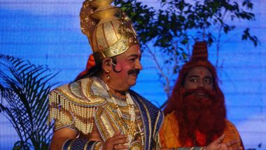 Dr Harsh Vardhan Plays Role of Raja Janak in Luv Kush Ram Leela in Delhi, Check Out Pictures & Video