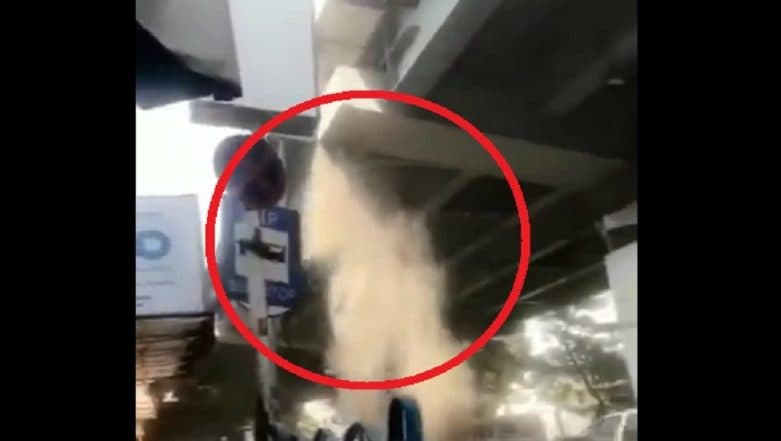 Fake News and Video of Kolkata Bridge Collapse Circulated on Social Media, Police Ask People 'Not to Panic' Fake News and Video of Kolkata Bridge Collapse Circulated on Social Media, Police Ask People 'Not to Panic'