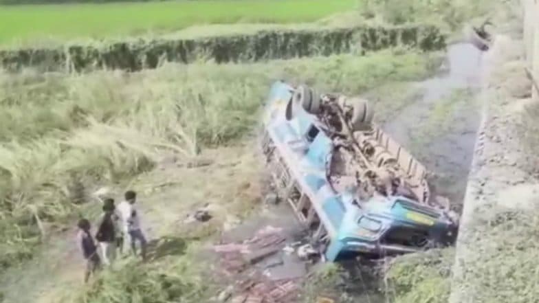 Nepal: Bus Fell into Mahakali River Near Indian Border, 11 Dead Nepal: Bus Fell into Mahakali River Near Indian Border, 11 Dead