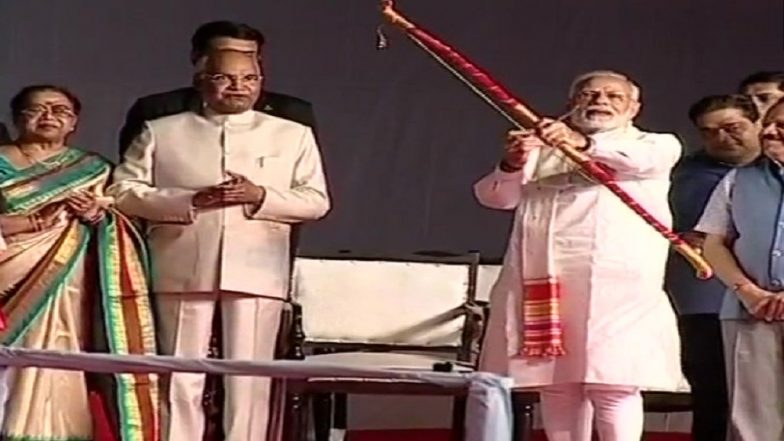 PM Modi Burns Ravan Effigy During Dussehra Celebrations at Lal-Qila Maidan