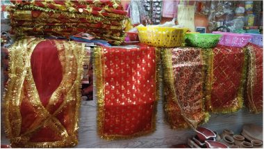 Sarees for Rs 10! CMR Shopping Mall in Telangana Sees Stampede-Like Situation Over Sale