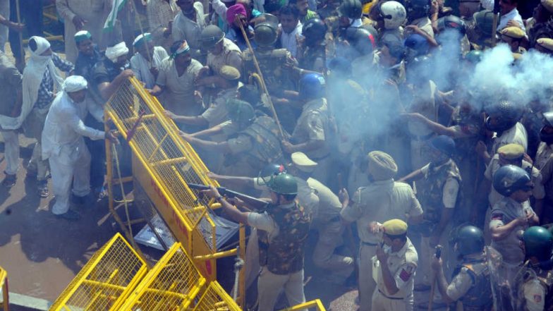 Farmers Protest: Ghaziabad Schools, Colleges Shut Today, Rapid Action Force Deployed at UP-Delhi Border