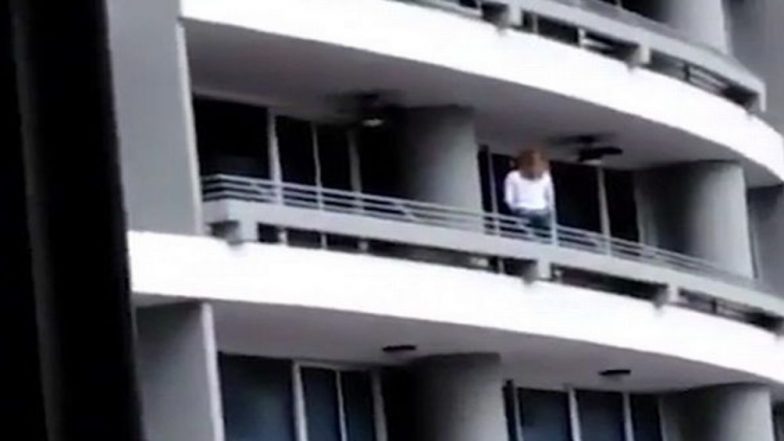 Selfie Kills Woman Falls From 27th Floor Balcony To Death In Panama City Watch Video Latestly