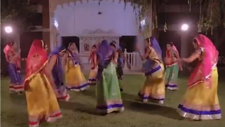 Garba Dance Performed by Visually Impaired Girls on Song Written by PM Narendra Modi; Watch Video Garba Dance Performed by Visually Impaired Girls on Song Written by PM Narendra Modi; Watch Video