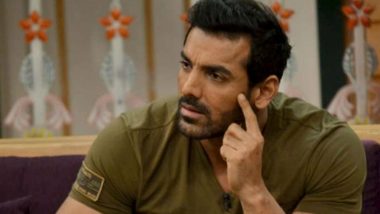 John Abraham Pushing and Hitting Fans Will Let The Macho Star's Fanclub Down! Watch Video