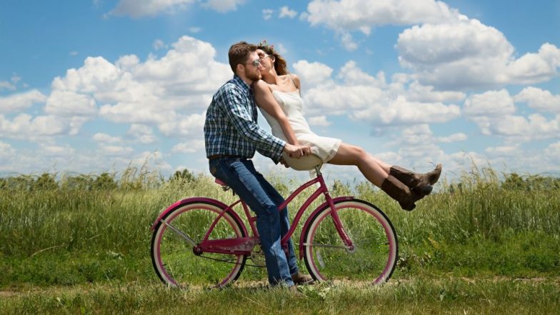 National Boyfriend’s Day 2018: 5 Ways Boyfriends Make Your Life Beautiful!
