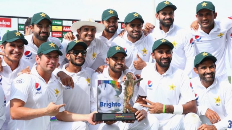Shane Warne & Shahid Afridi Congratulate Pakistan for Beating Australia by 373 Runs in the Second Test Match!