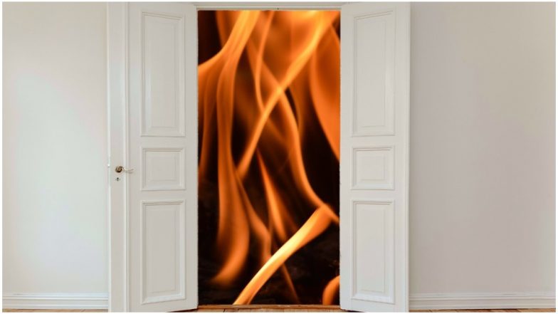 Mumbai Man Sets Fire to Ex-Girlfriend's House in Andheri For Refusing to Patch Up Relationship