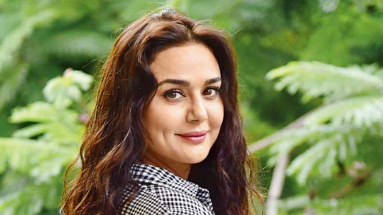 GoAir Denies Stopping Preity Zinta From Boarding Its Chandigarh to Mumbai G8-382 Flight GoAir Denies Stopping Preity Zinta From Boarding Its Chandigarh to Mumbai G8-382 Flight