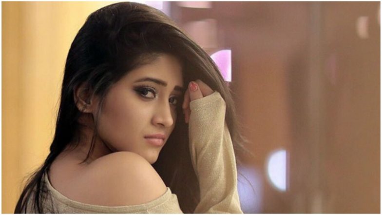 Yeh Rishta Kya Kehlata Hai Fame Shivangi Joshi’s Latest Viral Dance Video Will Make You Go Wow!