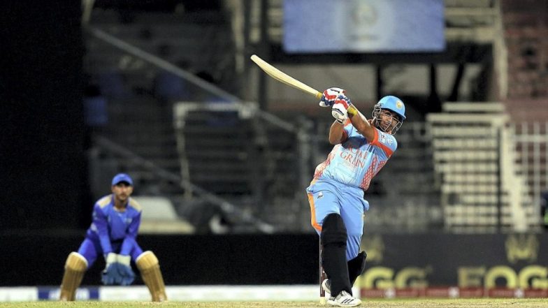 Hazratullah Zazai Pulls off a Yuvraj Singh, Hits Six Sixes in an Over for Kabul During Afghanistan Premier League 2018 Match (Watch Video)