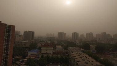 China's Zhangye City Engulfed by Massive Sandstorm, Beijing Choked by Smog