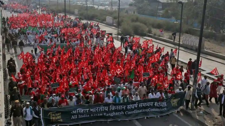 Kisan Mukti March in Delhi Live News Updates: Rahul Gandhi Takes a Jibe at Narendra Modi-led Government